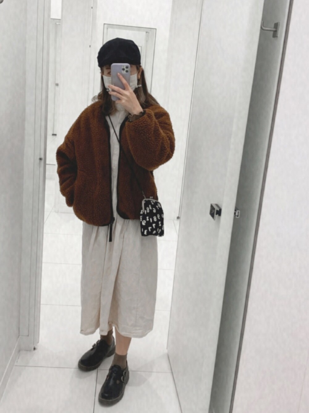 「BEAMS、Dr.Martens、winter、冬コーデ、ootd、ワンピース、低身長、タートルネック」｜「BEAMSのアイテム（ノーカラージャケット、ブラウン系）」を使った、kongnuiさん（レディース・155cm）の冬コーディネートの1枚目の写真