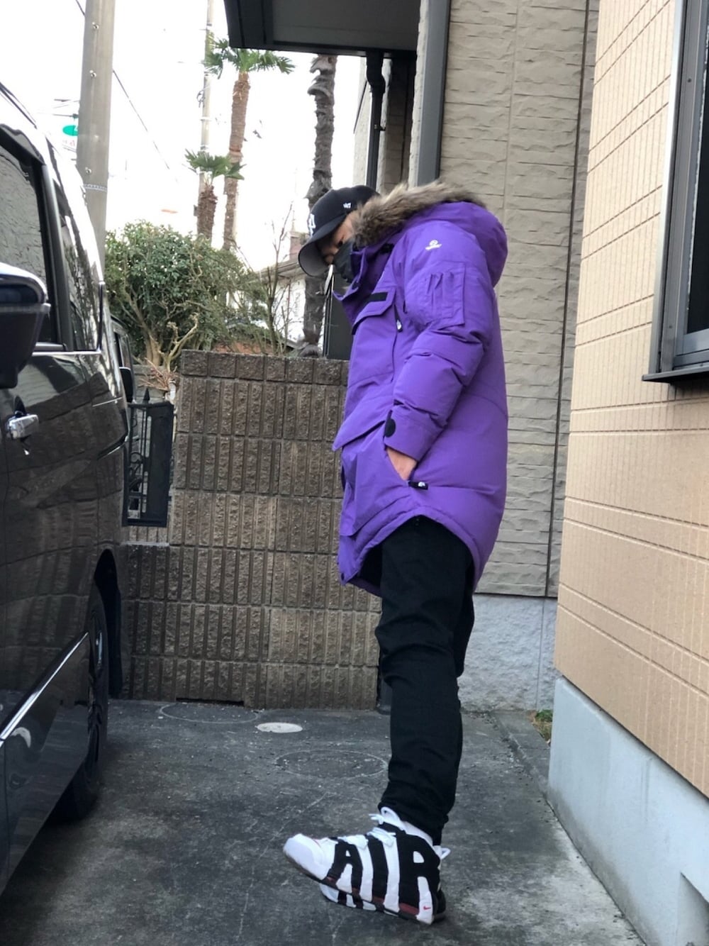 「ビッグシルエット、THE NORTH FACE、スニーカー、おしゃれさんと繋がりたい、ノースフェイス、サザンクロスパーカー、私の推しブランド」｜「THE NORTH FACEのアイテム（ジャケット/アウター、パープル系）」を使った、⛪️akilla⛪️さん（メンズ・170cm）の冬コーディネートの1枚目の写真