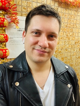 「DIESEL（ディーゼル）のアイテム（ライダースジャケット）」を使った、Yury Kotovさん（メンズ・178cm）の冬コーディネート