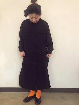「アイテム（シャツワンピース、ブラック系）」を使った、あかねさん（レディース・153cm）の冬コーディネート