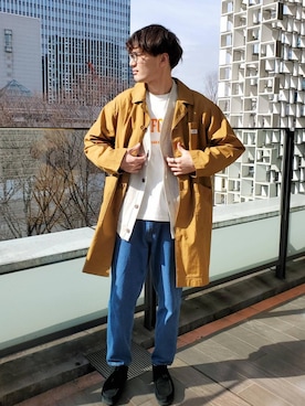 「coen（コーエン）のアイテム（ステンカラーコート）」を使った、coen  ウチダさん（メンズ・181cm）の冬コーディネート