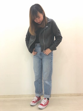 「AS KNOW AS plus（アズノゥアズプラス）のアイテム（ライダースジャケット）」を使った、m a k o︎︎ さん（レディース・157cm）の春コーディネート