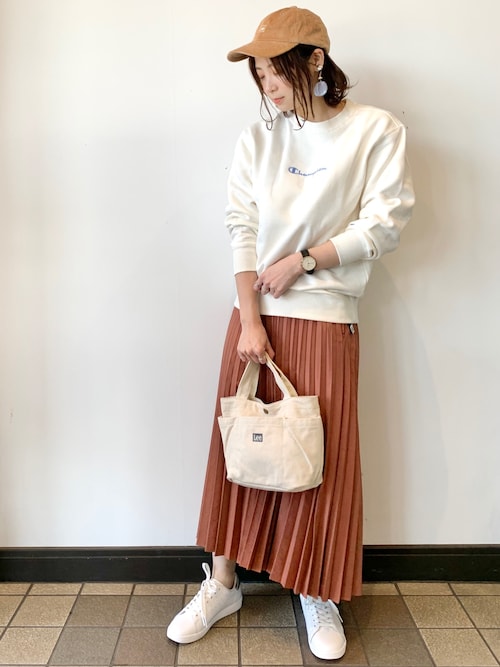 ライトオンあっきーさんのスカートを使ったコーディネート Zozotown