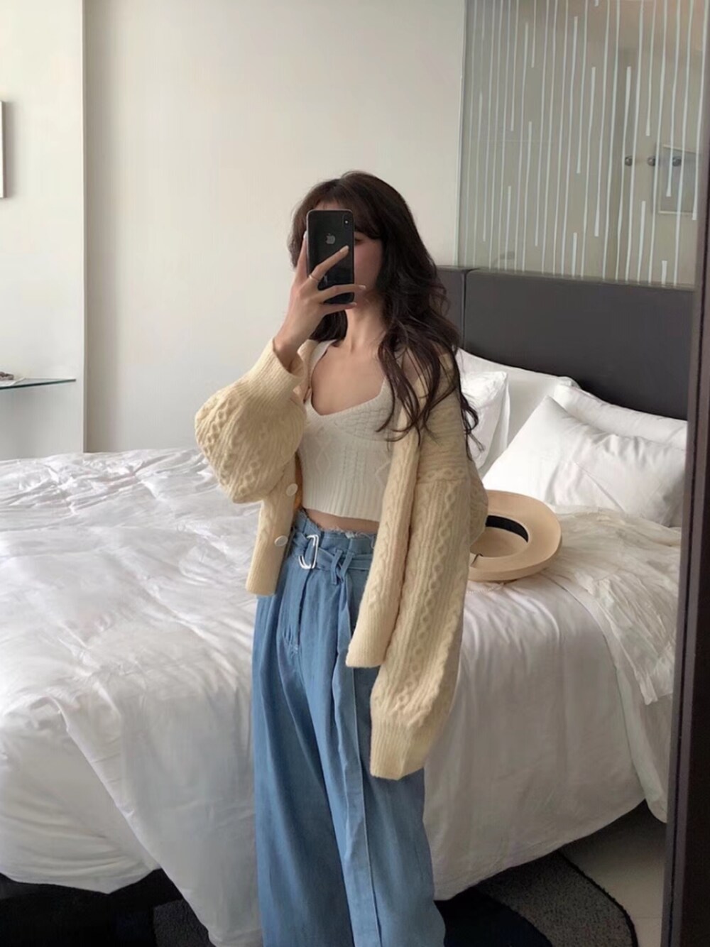 「Springのアイテム（キャミソール、ホワイト系）」を使った、o泡果奶さん（レディース・163cm）の春コーディネートの1枚目の写真