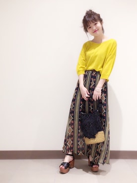 「archives（アルシーヴ）のアイテム（スカート）」を使った、まるこさん（レディース・151cm）の春コーディネート