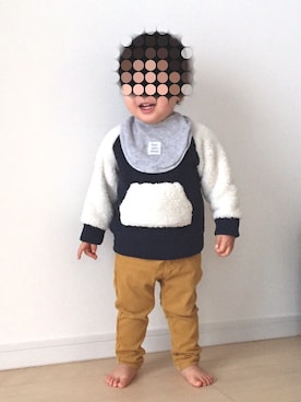 「アイテム（スタイ/よだれかけ、グレー系）」を使った、子ピッツァさん（キッズ・80cm）の冬コーディネート