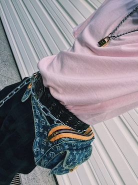 「アイテム（ボディバッグ/ウエストポーチ、ブルー系）」を使った、Yuki Nakazawaさん（メンズ・169cm）の春コーディネート