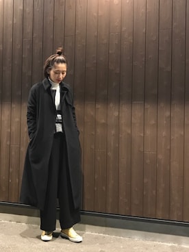 「mame（マメ）のアイテム（トップス）」を使った、潮田あかりさん（レディース・166cm）の冬コーディネート
