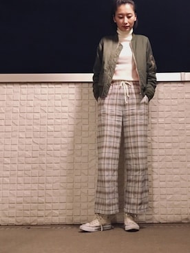 「EDITION（エディション）のアイテム（ブルゾン）」を使った、潮田あかりさん（レディース・166cm）の冬コーディネート