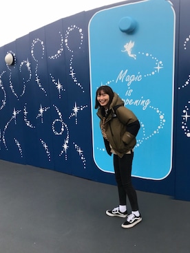 「EDITION（エディション）のACNE STUDIOS SKIN 5 USED スキニーパンツ（デニムパンツ）」を使った、潮田あかりさん（レディース・166cm）の冬コーディネート