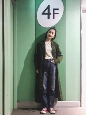 「シルク」｜「アイテム（その他アウター）」を使った、潮田あかりさん（レディース・166cm）の春コーディネート