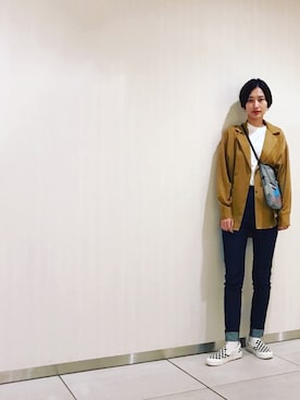 「JOHN LAWRENCE SULLIVAN（ジョンローレンスサリバン）のアイテム」を使った、潮田あかりさん（レディース・166cm）の夏コーディネート