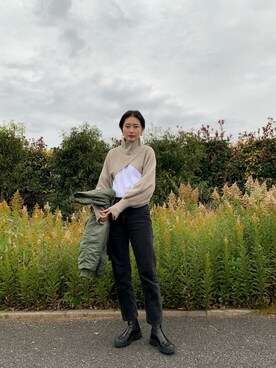 「ANOGH（アノフ）のアイテム」を使った、潮田あかりさん（レディース・166cm）の冬コーディネート