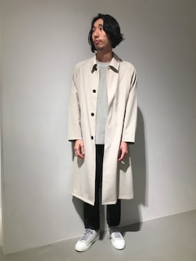 「abahouse」｜「アイテム（ステンカラーコート）」を使った、むねのリーチさん（メンズ・174cm）の春コーディネート