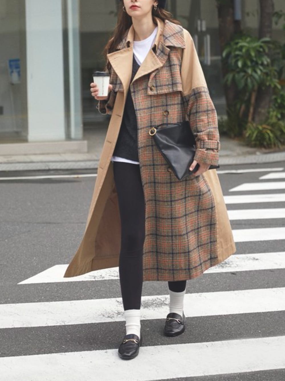 「トレンチコート、チェックコート、チェックトレンチコート、ロングコート、バイカラーコート、休日スタイル、チェック、キレイめ、高身長女子、マイベストコーデ2020」｜「CIEL'AIRのアイテム（ジャケット/アウター、ベージュ系）」を使った、erikofjsrさん（レディース・168cm）の冬コーディネートの1枚目の写真