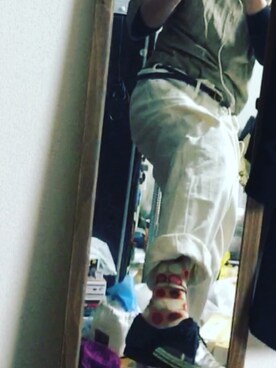 「TUKI（ツキ）のアイテム（その他パンツ、ホワイト系）」を使った、ツナマヨさん（メンズ）の春コーディネート