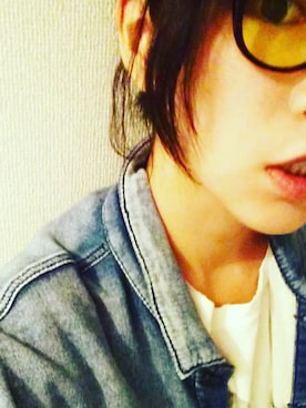 「サングラススタイル」｜「アイテム（デニムジャケット）」を使った、Saori Wさん（レディース・167cm）の夏コーディネート