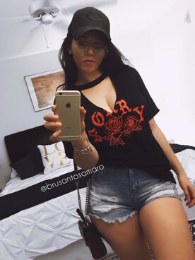 Bruna Santosさんのコーディネート