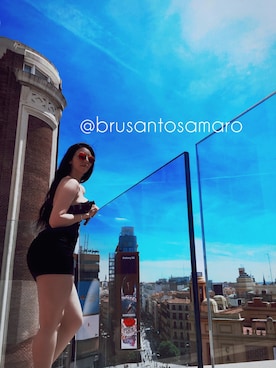 Bruna Santosさんのコーディネート