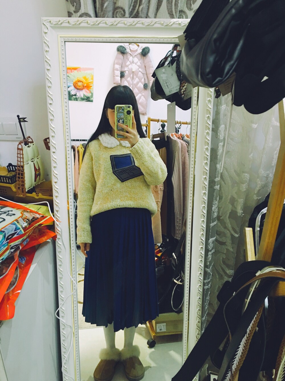 「didiziziのアイテム（シャツ/ブラウス、ホワイト系）」を使った、HEY-baobaoさん（レディース・157cm）の冬コーディネートの1枚目の写真