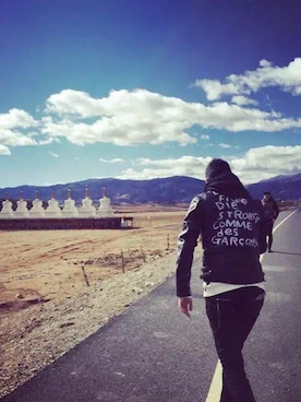 「JUNYA WATANABE（ジュンヤワタナベ）のアイテム」を使った、达闻西さん（メンズ・179cm）の秋コーディネート