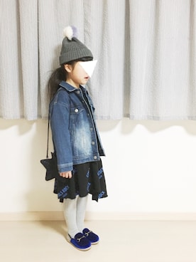 「petit main」｜「アイテム（デニムジャケット）」を使った、riiさん（キッズ・120cm）の冬コーディネート