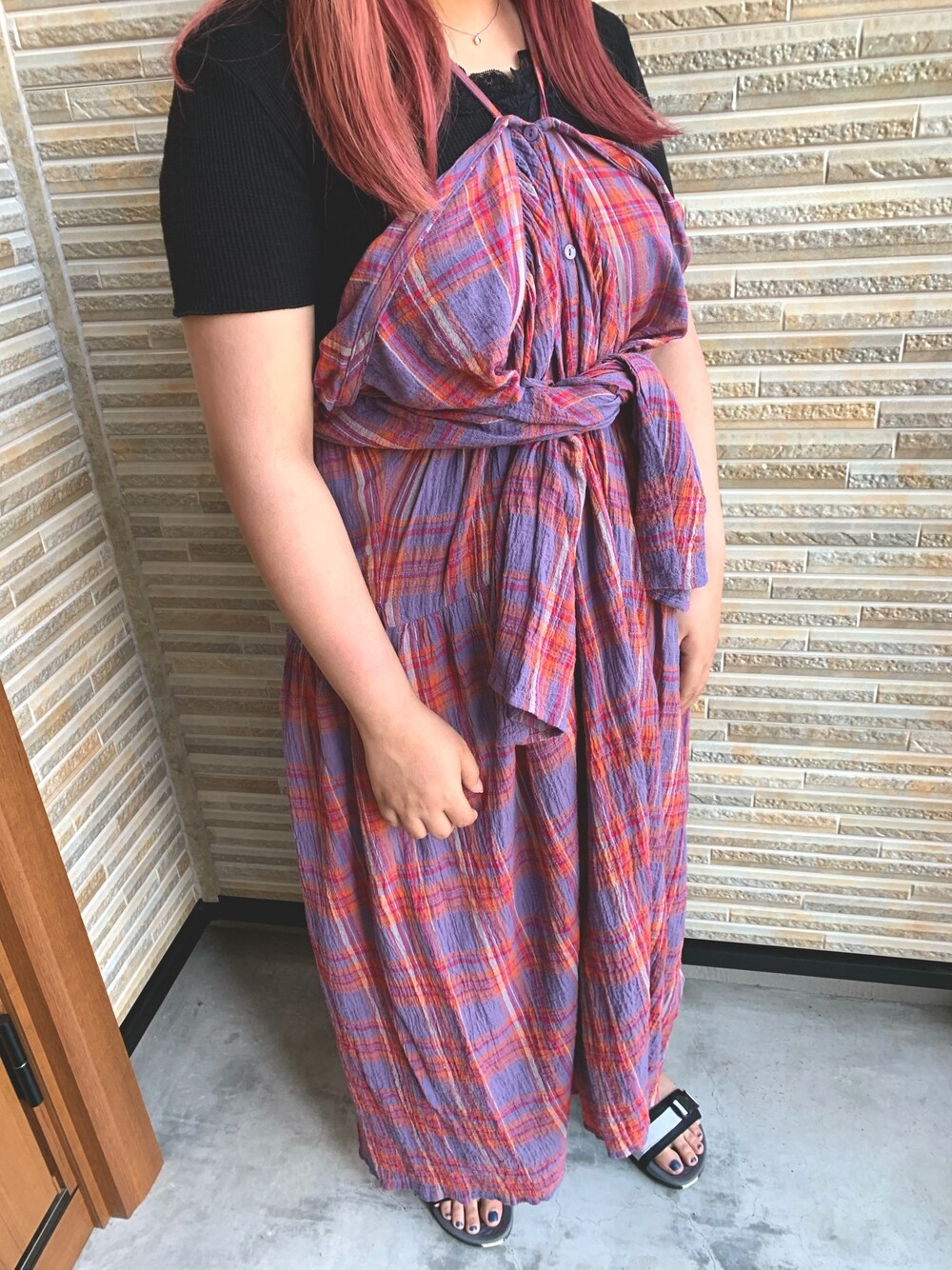 「ootd、夏コーデ、おしゃれさんと繋がりたい、いいね、save、フォローお願いします🤑、サンダル、Tシャツ」｜「KBFのマルチウェイチェックワンピース（ワンピース、ブルー系）」を使った、あじさん（レディース・153cm）の夏コーディネートの1枚目の写真