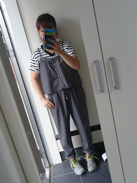 「OLIVE des OLIVE（オリーブデオリーブ）のアイテム（オールインワン・サロペット）」を使った、ayaさん（レディース・156cm）の秋コーディネート