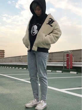 「Levi's（リーバイス）のアイテム（MA-1）」を使った、リーバイス STAFF WOMENさん（レディース・158cm）の冬コーディネート