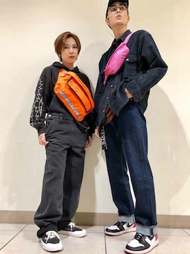 「Levi's（リーバイス）のアイテム（バッグ）」を使った、リーバイス STAFF WOMENさん（レディース・151cm）の秋コーディネート