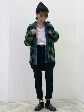 「Levi's（リーバイス）のアイテム（トップス）」を使った、リーバイス STAFF WOMENさん（レディース・161cm）の秋コーディネート