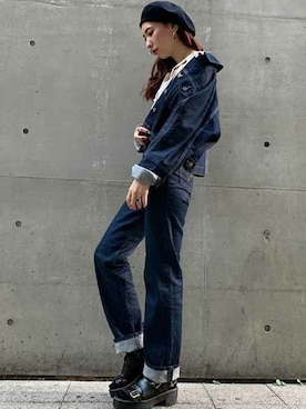 「アイテム（デニムジャケット）」を使った、リーバイス STAFF WOMENさん（レディース・166cm）の秋コーディネート