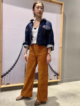 「ショート丈ジャケット」｜リーバイス STAFF WOMENさん（レディース・159cm）の秋コーディネート