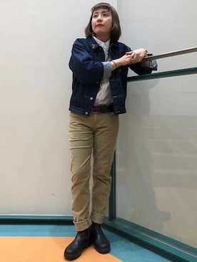 「LEVI'S VINTAGE CLOTHING（リーバイスビンテージクロージング）のアイテム（デニムジャケット）」を使った、リーバイス STAFF WOMENさん（レディース・156cm）の冬コーディネート