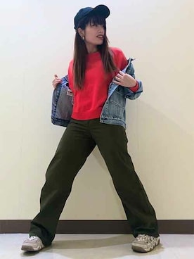 「ゆったりシルエット」｜「アイテム（デニムジャケット）」を使った、リーバイス STAFF WOMENさん（レディース・163cm）の冬コーディネート