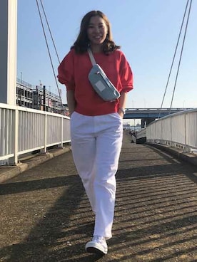 「Levi's（リーバイス）のアイテム（バッグ）」を使った、リーバイス STAFF WOMENさん（レディース・157cm）の春コーディネート