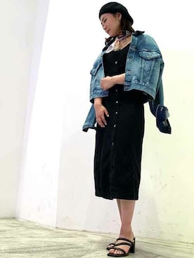 「Levi's（リーバイス）のアイテム（財布/小物）」を使った、リーバイス STAFF WOMENさん（レディース・156cm）の夏コーディネート