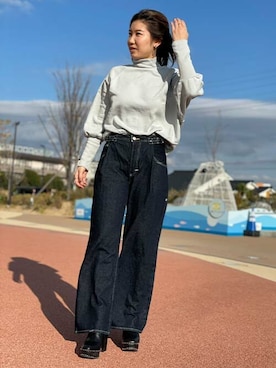 「Levi's RED（リーバイスレッド）のアイテム」を使った、リーバイス STAFF WOMENさん（レディース・158cm）の冬コーディネート