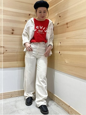 「Levi's RED（リーバイスレッド）のアイテム」を使った、リーバイス STAFF WOMENさん（レディース・150cm）の冬コーディネート