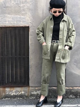 「アイテム（デニムジャケット、グリーン系）」を使った、リーバイス STAFF WOMENさん（レディース・160cm）の春コーディネート