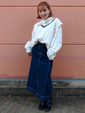 「Levi's（リーバイス）のアイテム（スカート）」を使った、リーバイス STAFF WOMENさん（レディース・151cm）の秋コーディネート