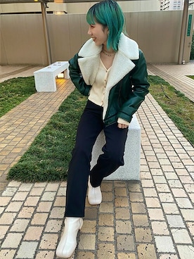 「Levi's（リーバイス）のアイテム（カーディガン/ボレロ）」を使った、リーバイス STAFF WOMENさん（レディース・151cm）の冬コーディネート