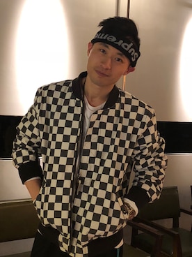 「Supreme （シュプリーム）のアイテム（MA-1）」を使った、colorcolorseeseeさん（メンズ・180cm）の冬コーディネート