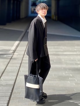 「LILL（リル）のアイテム（テーラードジャケット）」を使った、junさん（メンズ・171cm）の春コーディネート