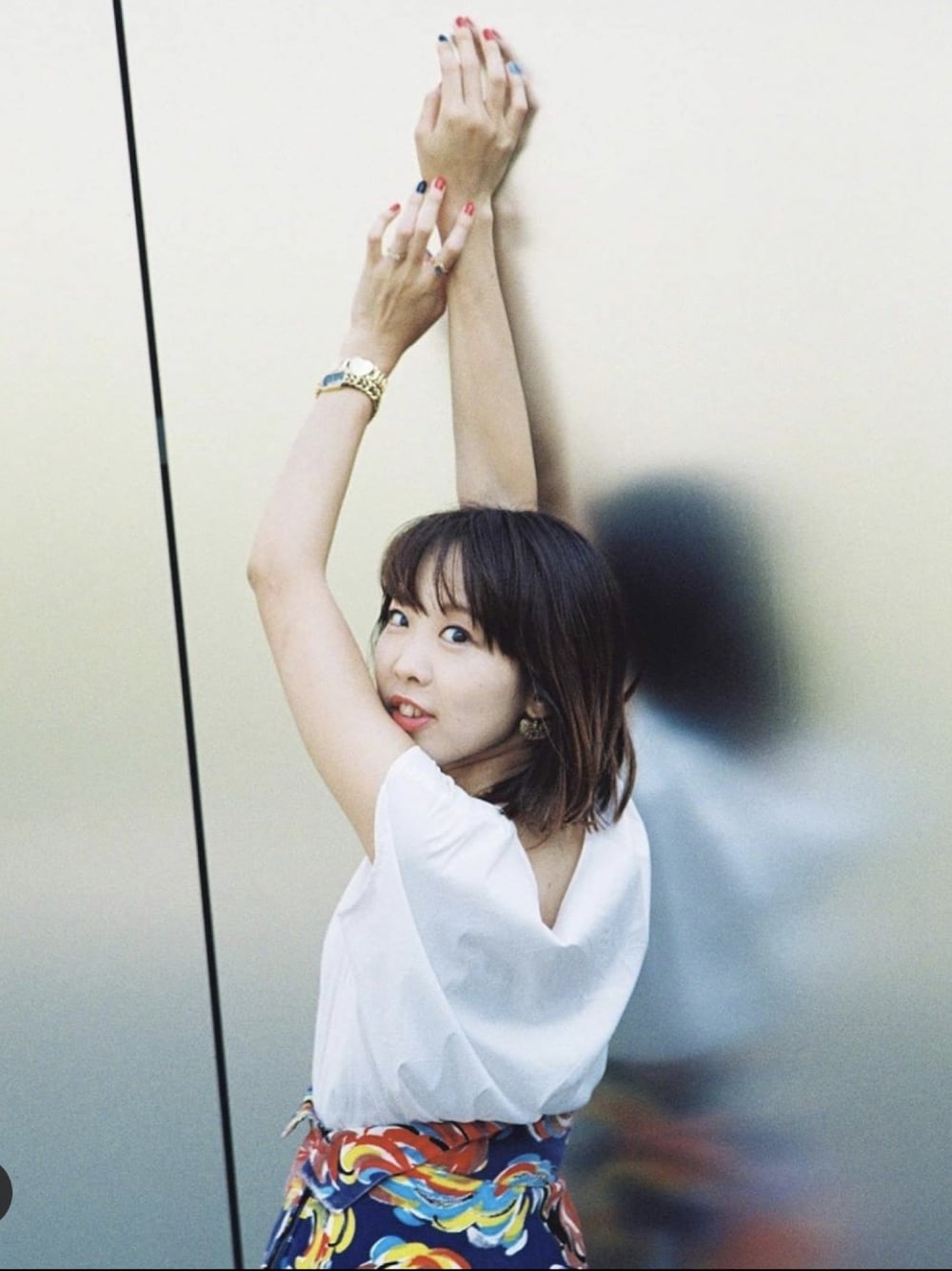 「シャネル、chanel、おばあちゃんのおさがり、おばあちゃん、古着、古着MIX、撮影」｜「CHANELのアイテム（アナログ腕時計、ゴールド系）」を使った、Eri Kanematsuさん（レディース・165cm）の冬コーディネートの1枚目の写真