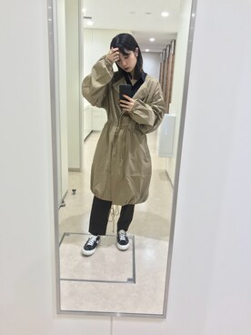 「茶色」｜「アイテム（トレンチコート）」を使った、mさん（レディース・157cm）の秋コーディネート