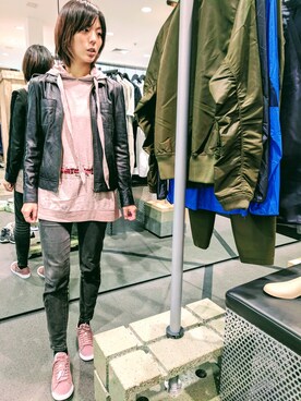 「Missguidedのアイテム（トップス）」を使った、Sammiさん（レディース・163cm）の秋コーディネート