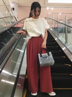 「red」｜「アイテム（スリッポン）」を使った、nanakaさん（レディース・159cm）の春コーディネート