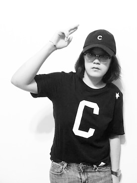 「kicks」｜「アイテム（アナログ腕時計）」を使った、C.V.さん（レディース・165cm）の夏コーディネート