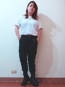 「PULL&BEAR（プルアンドベア）のアイテム（ブーツ）」を使った、C.V.さん（レディース・165cm）の冬コーディネート